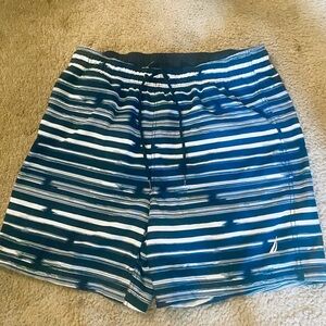 Nautica Men's Swim Trunks Blue Black Size Medium. Sides pockets.EUC